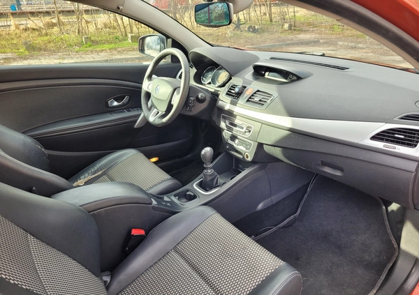 Renault Megane cena 15900 przebieg: 272000, rok produkcji 2010 z Warszawa małe 211